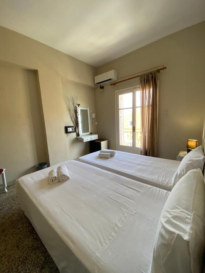 Pansion Roulis Hotel Moraitika Exterior photo
