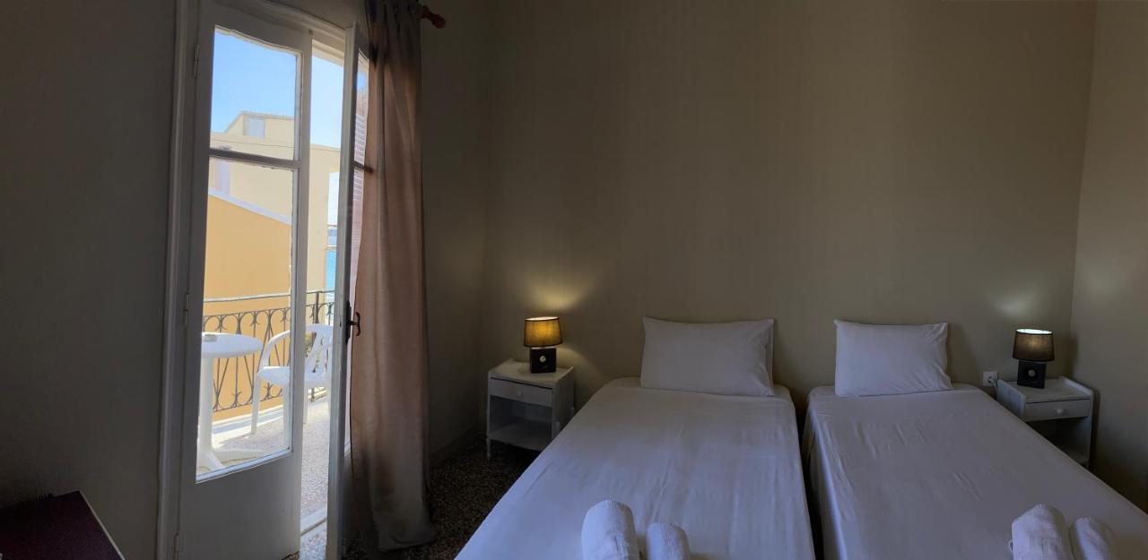 Pansion Roulis Hotel Moraitika Exterior photo