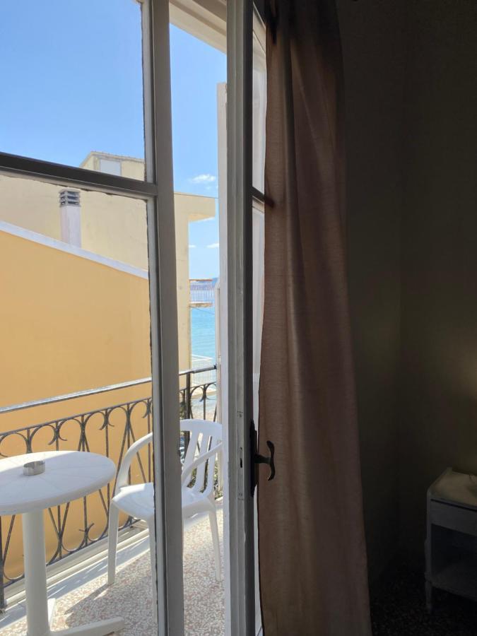 Pansion Roulis Hotel Moraitika Exterior photo